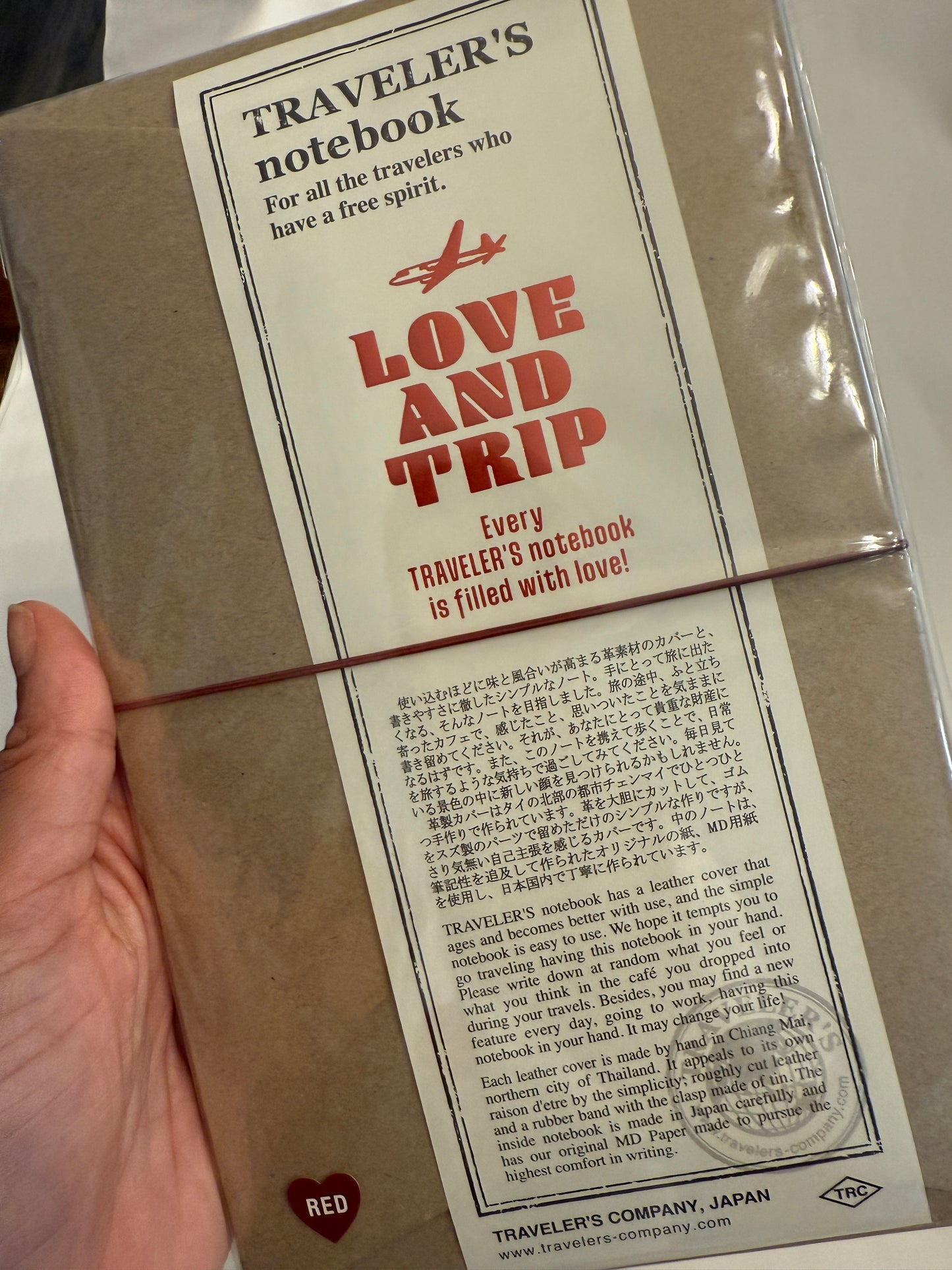 TRAVELER'S notebook LOVE AND TRIP Red